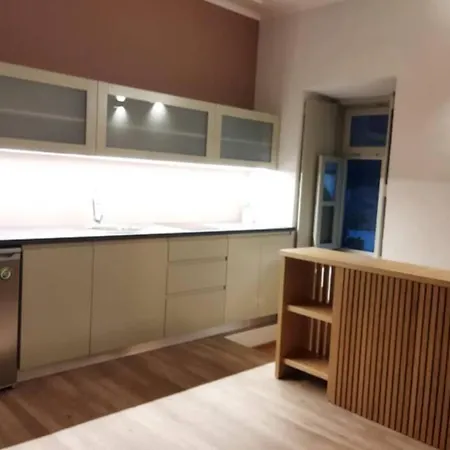 Afroditis's & Makis's 2 * Leonídion