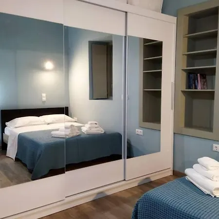 Daire Afroditis's & Makis's 2 Leonídion