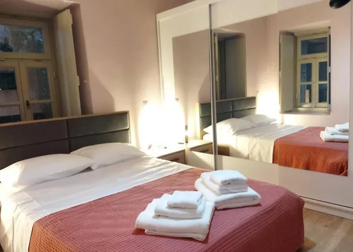 Апартаменты Afroditis's & Makis's 2 *