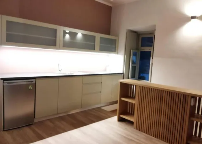 Afroditis's & Makis's 2 * Леонидион